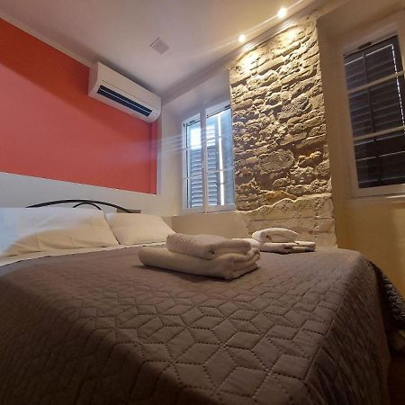 Appartement Corcyra Microflat In Old Town à Corfu  Extérieur photo